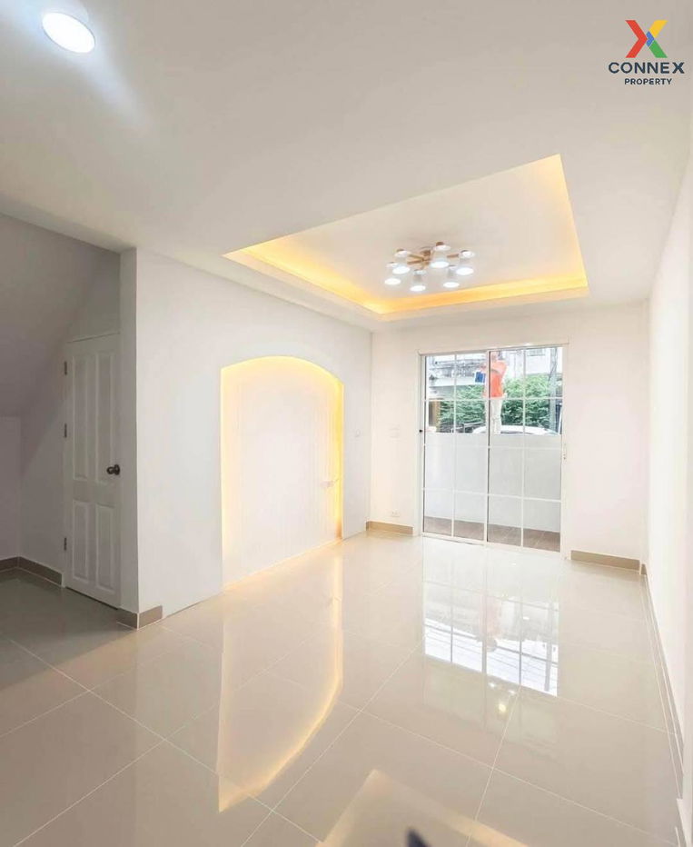 รูป ขายทาวน์เฮ้าส์/ทาวน์โฮม  ฟ้าชมพฤกษ์ รีโนเวทใหม่ ลำลูกกา ลำลูกกา ปทุมธานี CX-113340 ✅ ทักไลน์ @connexproperty ตอบทันที ทีมงานมืออาชีพ ✅  - รูปที่ 11/12