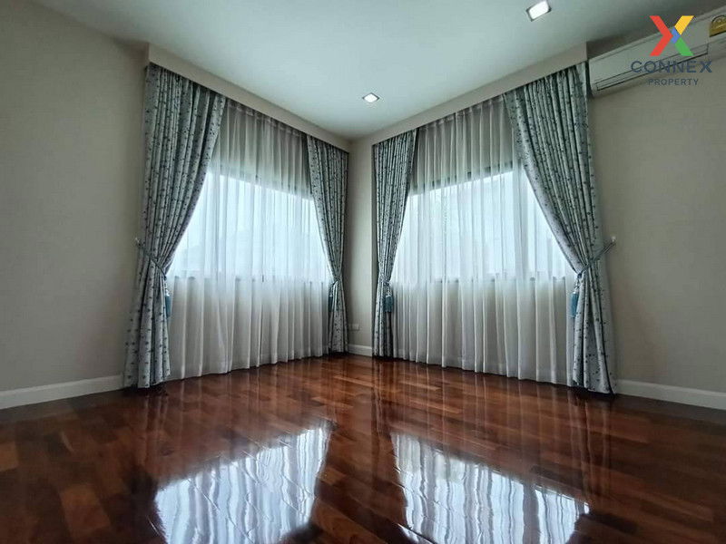 รูป ขายบ้านเดี่ยว!! เพอร์เฟค มาสเตอร์พีซ เซนจูรี่ ใกล้รถไฟฟ้าสีม่วง ถ.รัตนาธิเบศร์ ต.ไทรม้า อ.เมืองนนทบุรี จ.นนทบุรี / CX-01501 ✅ ทักไลน์ @connexproperty ตอบทันที ทีมงานมืออาชีพ ✅  - รูปที่ 12/12