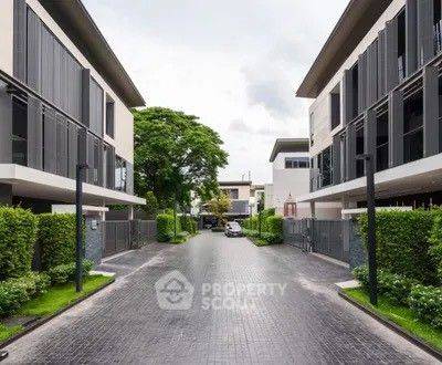 picture 4-BR House at The Urban Reserve Rama 9-Motorway near ARL Hua Mak (ID 2317521) - 3/47