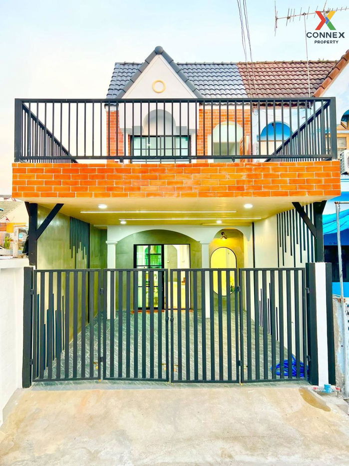 picture For Sale Townhouse/Townhome  , Baan Kesri 2 , corner unit , newly renovated , MRT-Bang Chan , Saphan Sung , Saphan Sung , Bangkok , CX-120794 ✅ Live chat with us ADD LINE @connexproperty ✅  - 1/12