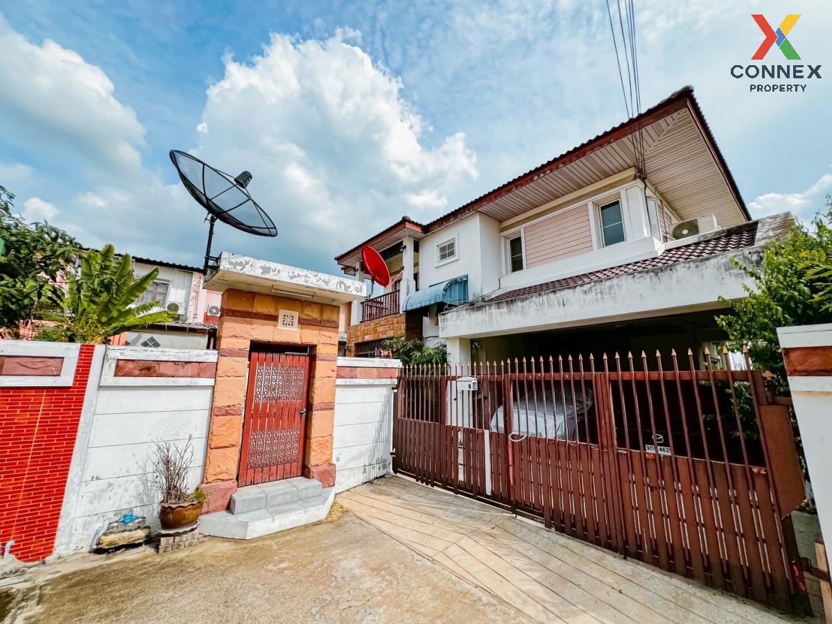 picture For Sale House , Baan Supakorn Private Home , Sai Noi , Sai Noi , Nonthaburi , CX-102714 ✅ Live chat with us ADD LINE @connexproperty ✅  - 1/9