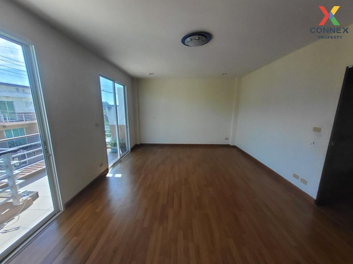 picture For Sale Townhouse/Townhome  , DD Land and House Sriracha , Bueng , Si Racha , Chon Buri , CX-117627 ✅ Live chat with us ADD LINE @connexproperty ✅  - 7/12