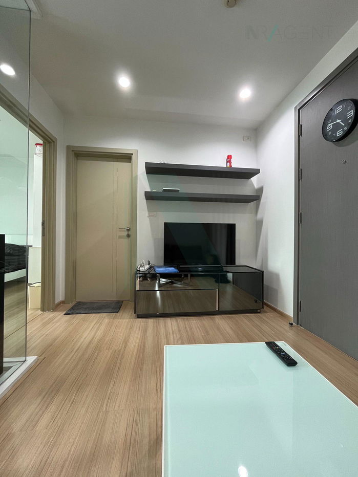 picture For Rent Condo THE BASE RAMA 9 - RAMKHAMHAENG Building 1, Floor 20,1 bed room, Room size 30 sqm - 2/8
