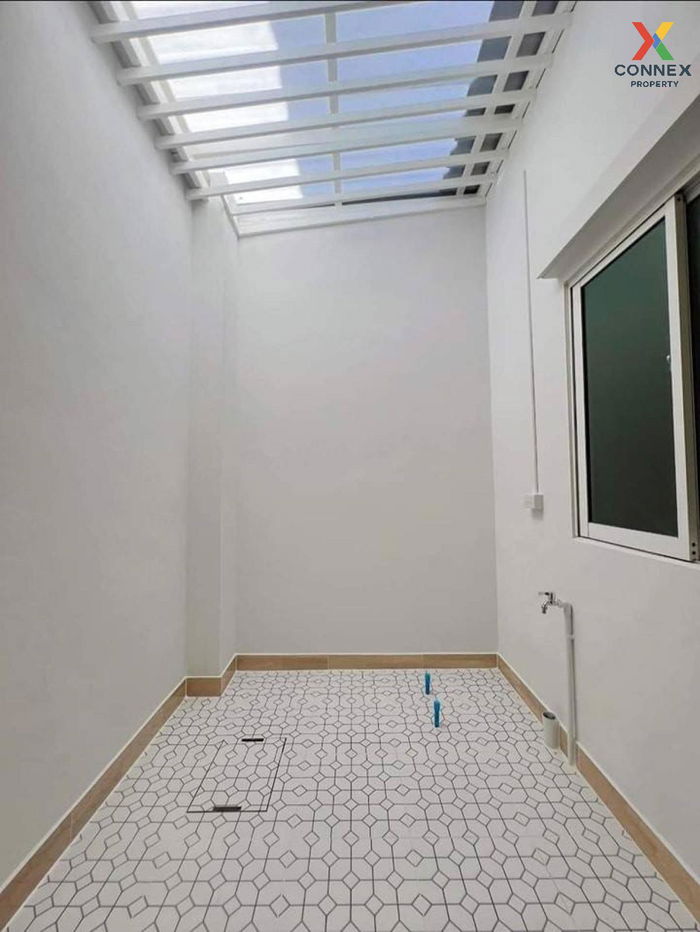 รูป ขายทาวน์เฮ้าส์/ทาวน์โฮม  ไลโอ นอฟ วงแหวน – ปิ่นเกล้า (พระนอน) MRT-สามแยกบางใหญ่ บางแม่นาง บางใหญ่ นนทบุรี CX-105001 ✅ ทักไลน์ @connexproperty ตอบทันที ทีมงานมืออาชีพ ✅  - รูปที่ 2/12