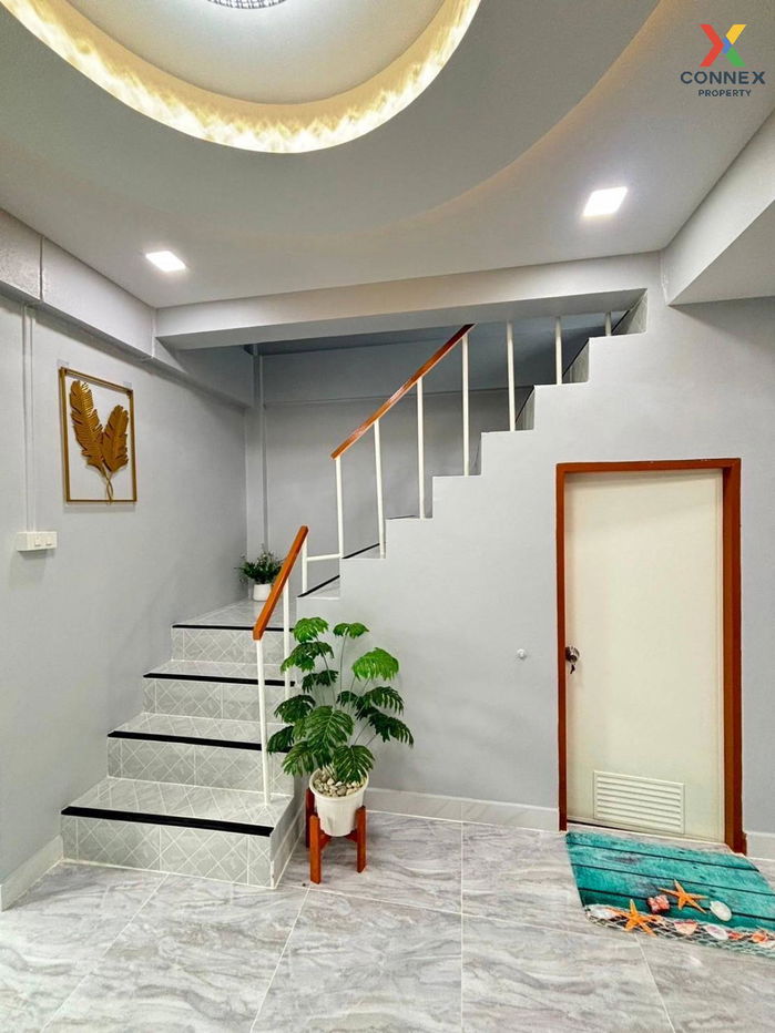 picture For Sale Townhouse/Townhome  , Kittichai 2 , newly renovated , Nong Chok , Nong Chok , Bangkok , CX-106710 ✅ Live chat with us ADD LINE @connexproperty ✅  - 2/12