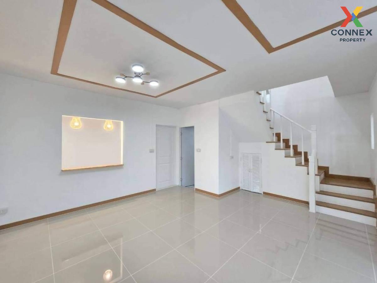 picture For Sale Townhouse/Townhome  , Baan Pruksa 33 Bangbuathong , Bang Khu Rat , Bang Bua Thong , Nonthaburi , CX-109198 ✅ Live chat with us ADD LINE @connexproperty ✅  - 8/12