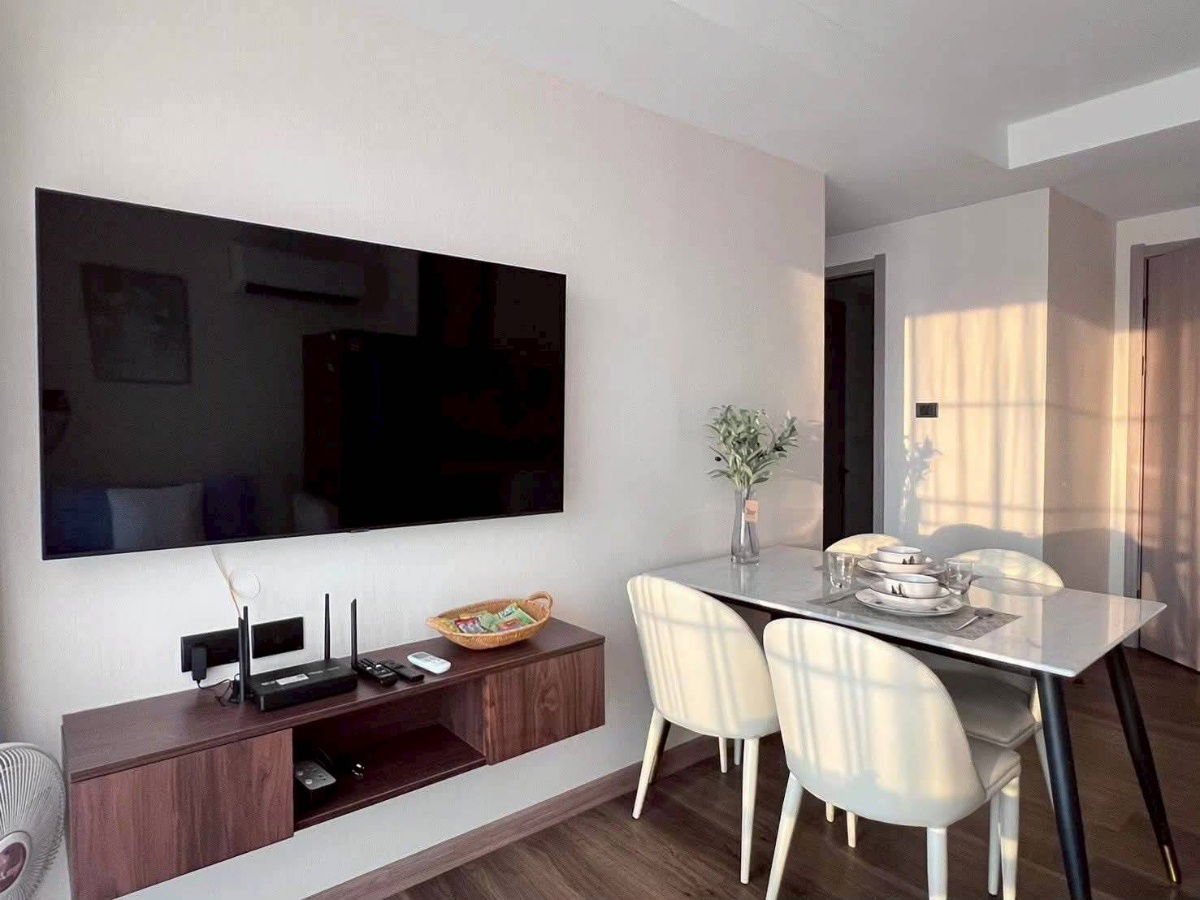 รูป ให้เช่าห้องใหม่ The One condo ติดเซ็นทรัลเฟสติวัล วิวสระว่ายน้ำ - รูปที่ 1/18