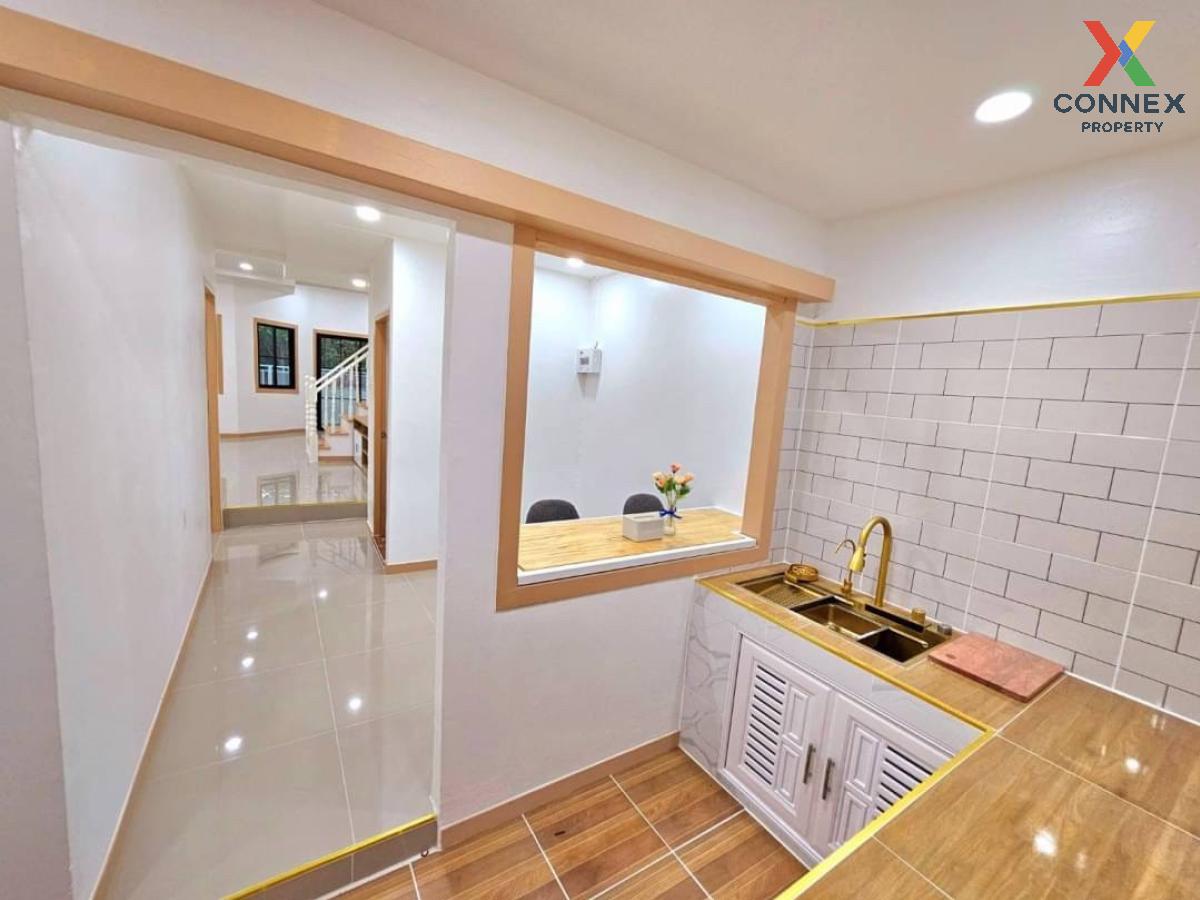 picture For Sale Townhouse/Townhome  , Buathongthani , newly renovated , Bang Bua Thong , Bang Bua Thong , Nonthaburi , CX-113897 ✅ Live chat with us ADD LINE @connexproperty ✅  - 3/12