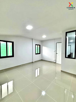 ขายทาวน์โฮม : ขายทาวน์เฮ้าส์/ทาวน์โฮม  บ้านปิยวรารมย์ 3 ห้องมุม รีโนเวทใหม่ ไทรน้อย ไทรน้อย นนทบุรี CX-111255 ✅ ทักไลน์ @connexproperty ตอบทันที ทีมงานมืออาชีพ ✅ 