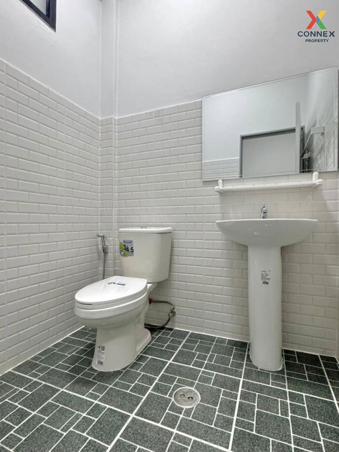 รูป ขายทาวน์เฮ้าส์/ทาวน์โฮม หมู่บ้านดวงแก้ว บ้านใหม่ ปากเกร็ด นนทบุรี CX-116228 ✅ ทักไลน์ @connexproperty ตอบทันที ทีมงานมืออาชีพ ✅ - รูปที่ 7/12