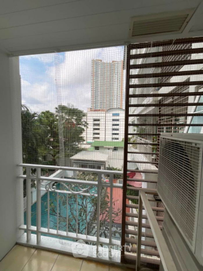 picture 1-BR Condo at The Bangkok Sathorn-Taksin near BTS Krung Thon Buri (ID 929516) - 9/9