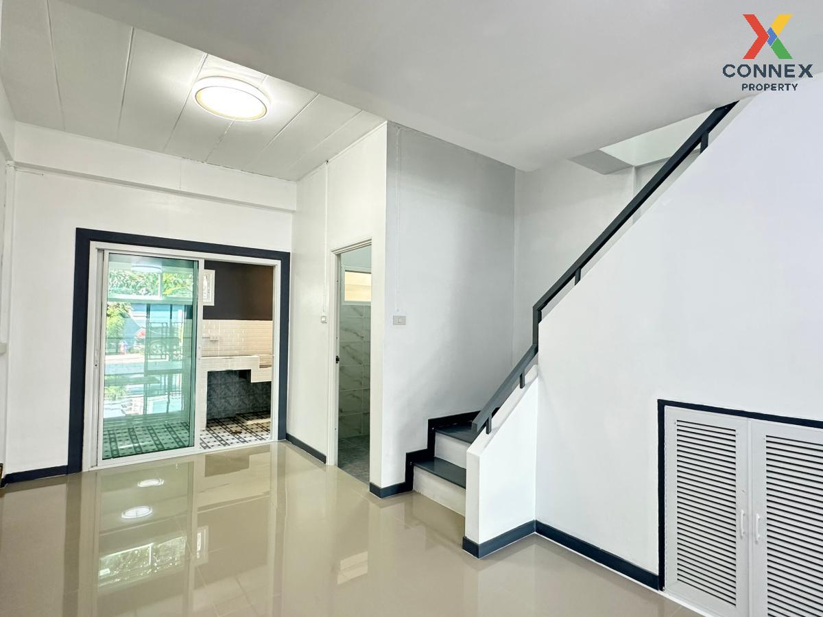 picture For Sale Townhouse/Townhome  , Ban Tem Rak , newly renovated , Bang Khu Rat , Bang Bua Thong , Nonthaburi , CX-114923 ✅ Live chat with us ADD LINE @connexproperty ✅  - 12/12