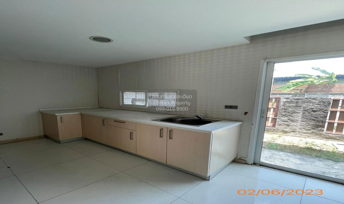 รูป ขายทาวน์เฮ้าส์/ทาวน์โฮม  ดีลักซ์ ทาวน์ เลียบทางด่วน-รามอินทรา ท่าแร้ง เขต บางเขน กรุงเทพ CX-84047 ✅ ทักไลน์ @connexproperty ตอบทันที ทีมงานมืออาชีพ ✅  - รูปที่ 4/7