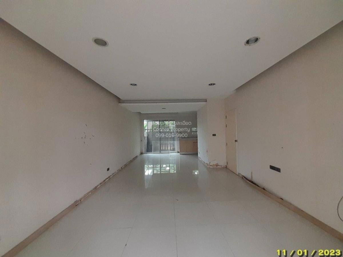 picture For Sale Townhouse/Townhome , Deluxe Town Ramintra , Tha Raeng , Bang Khen , Bangkok , CX-84039 ✅ Live chat with us ADD LINE @connexproperty ✅ - 1/7