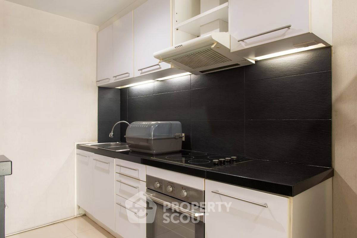 picture 1-BR Condo at Sukhumvit Living Town near MRT Phetchaburi (ID 2339644) - 7/18