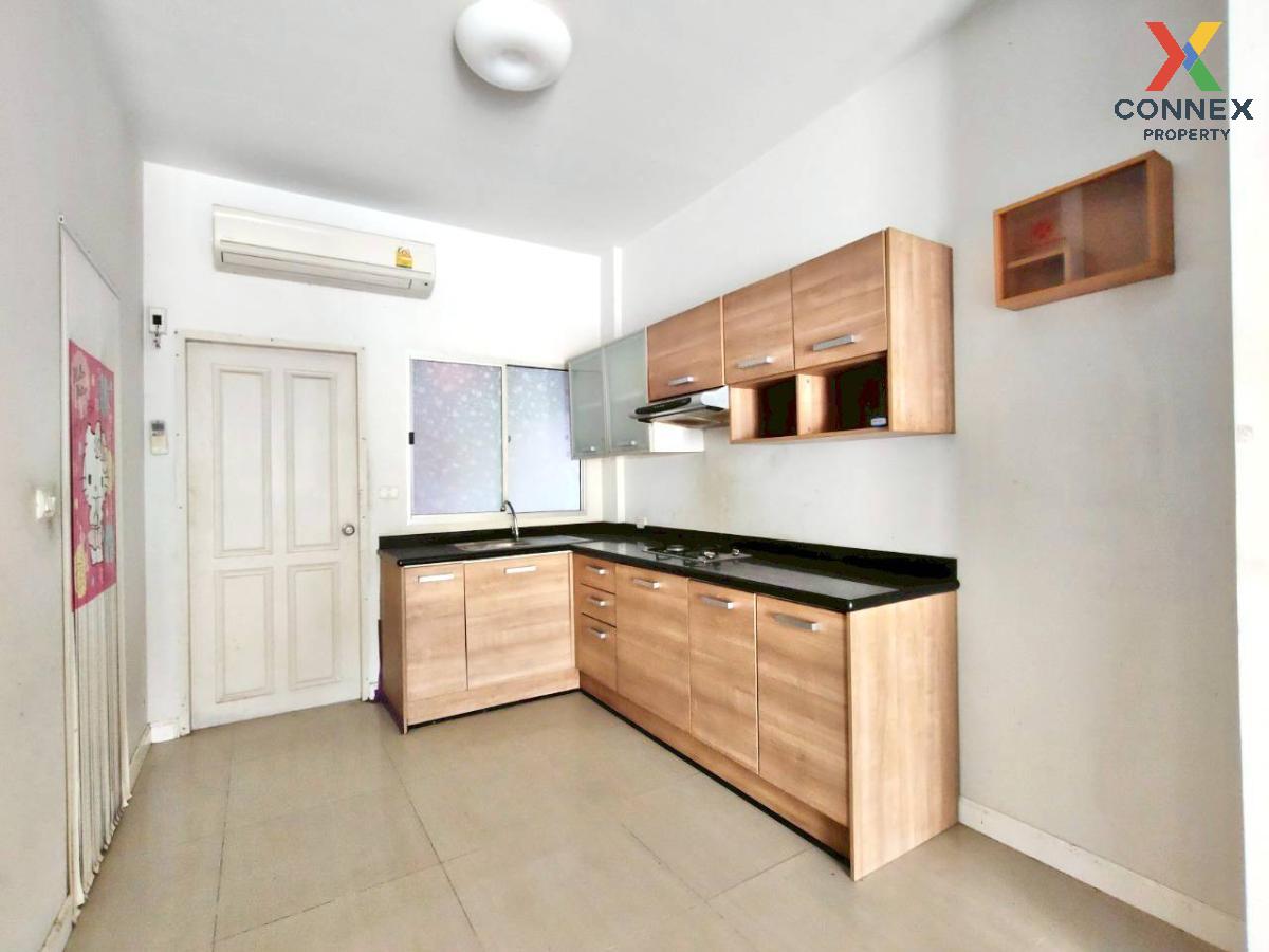 picture For Sale Townhouse/Townhome  , TOWN PLUS PRACHAUTHIT , wide frontage , Thung Khu , Thung Khu , Bangkok , CX-122094 ✅ Live chat with us ADD LINE @connexproperty ✅  - 4/12
