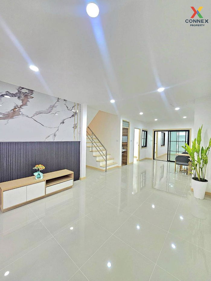 รูป ขายทาวน์เฮ้าส์/ทาวน์โฮม  บ้านสุชา รีโนเวทใหม่ ละหาร บางบัวทอง นนทบุรี CX-125669 ✅ ทักไลน์ @connexproperty ตอบทันที ทีมงานมืออาชีพ ✅  - รูปที่ 8/12