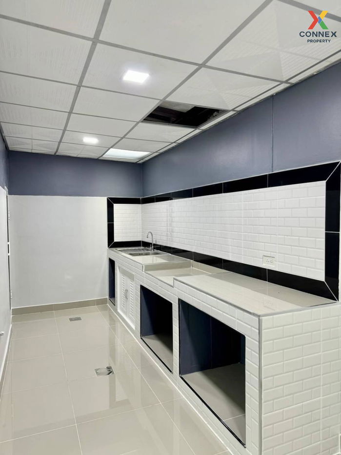 picture For Sale Townhouse/Townhome  , Baan Pruksa 3 Soi Watlatpladuk , Bang Khu Rat , Bang Bua Thong , Nonthaburi , CX-104790 ✅ Live chat with us ADD LINE @connexproperty ✅  - 11/12