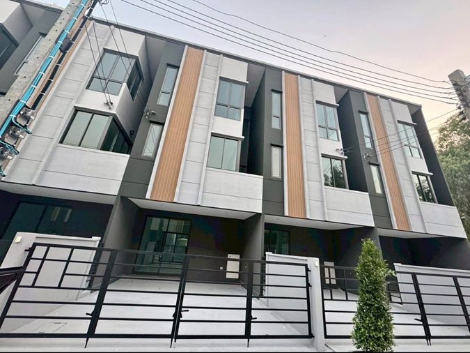 Pleno ติวานนท์ แจ้งวัฒนะ 2 💟ทาวน์โฮม 3 ชั้น มีเฟอร์ คชฟฟ ครบ พร้อมอยู่ 