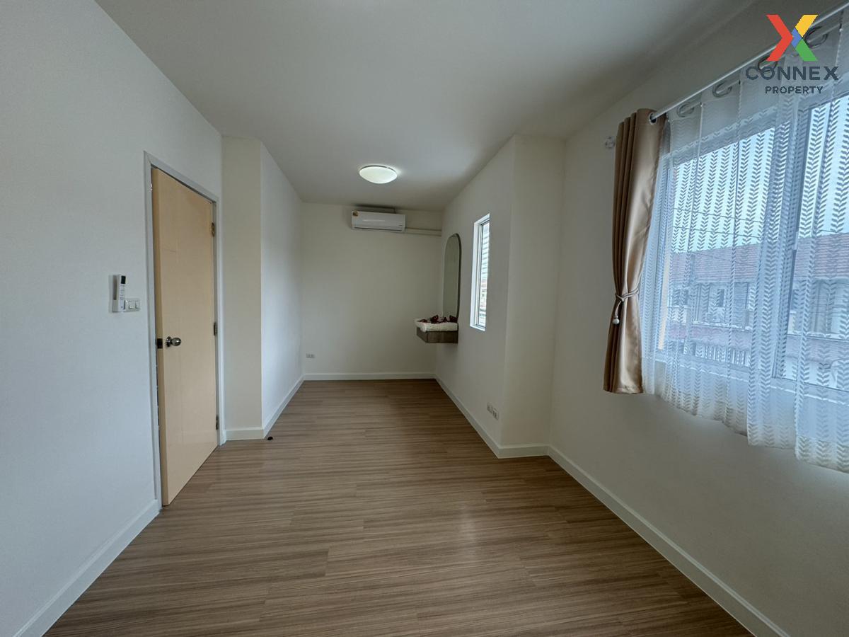 picture For Sale Townhouse/Townhome  , Bann Pruksa 84/2 Petchkasem 63-Wongwaen , newly renovated , Lak Song , Bang Khae , Bangkok , CX-107696 ✅ Live chat with us ADD LINE @connexproperty ✅  - 5/12