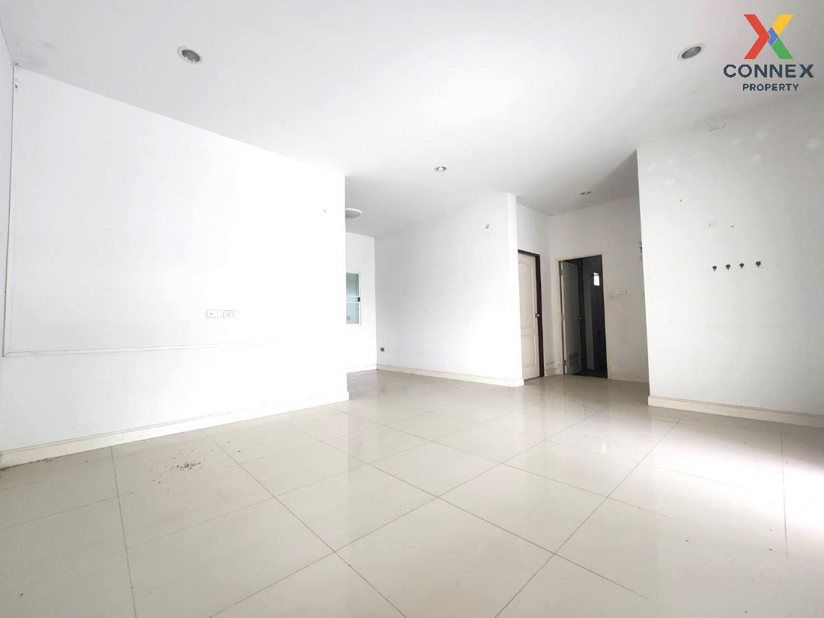 รูป ขายบ้าน  บ้านกุลธนา มาบโป่ง พานทอง ชลบุรี CX-104361 ✅ ทักไลน์ @connexproperty ตอบทันที ทีมงานมืออาชีพ ✅  - รูปที่ 12/12