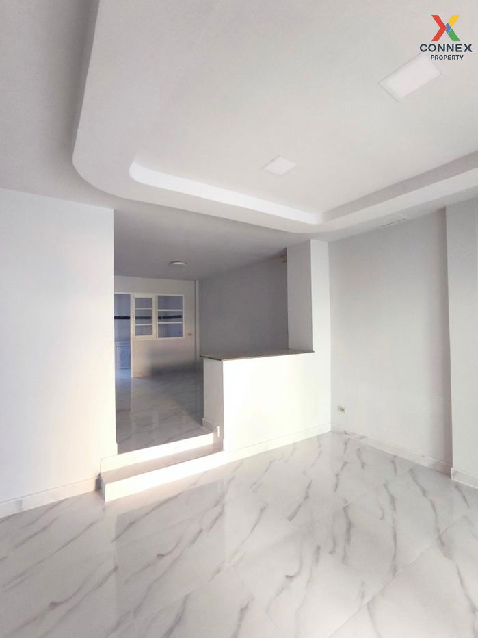 รูป ขายทาวน์เฮ้าส์/ทาวน์โฮม  อู่ทองเพลส 2 รีโนเวทใหม่ คูคต ลำลูกกา ปทุมธานี CX-116242 ✅ ทักไลน์ @connexproperty ตอบทันที ทีมงานมืออาชีพ ✅  - รูปที่ 4/12