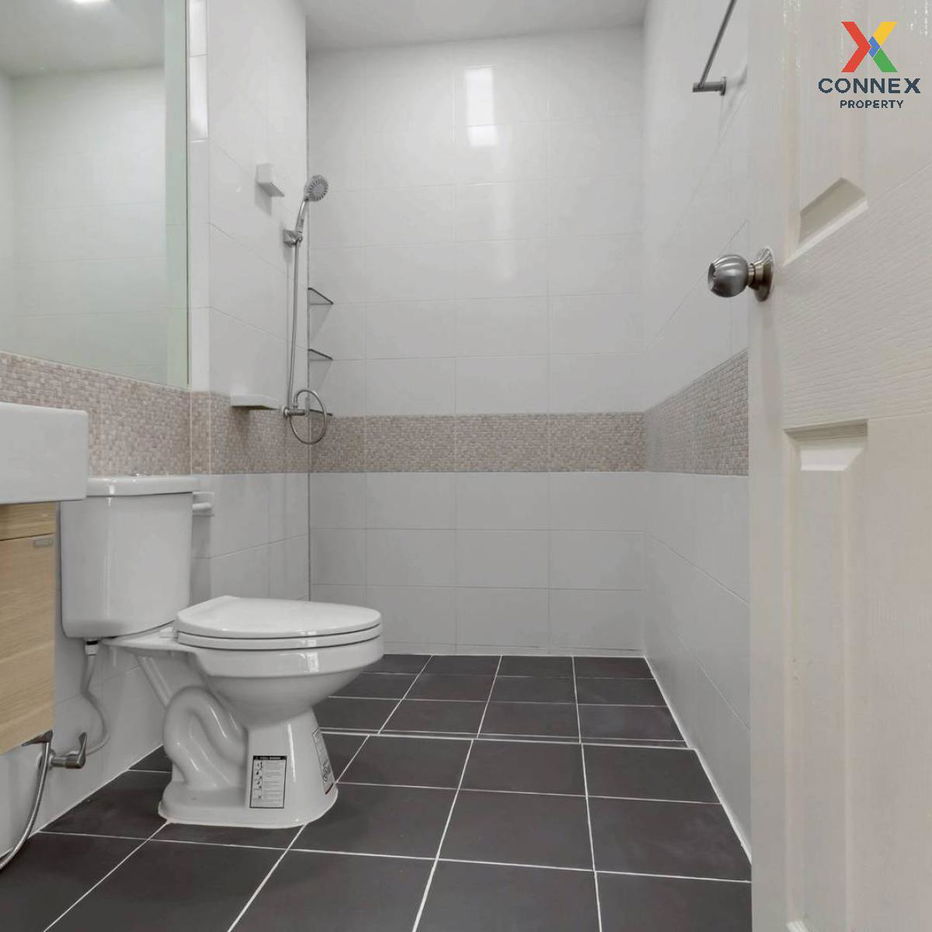 รูป ขายทาวน์เฮ้าส์/ทาวน์โฮม ลิฟวิ่ง เรสซิเดนซ์ รังสิต - ราชพฤกษ์ หน้ากว้าง รีโนเวทใหม่ บางพูน เมืองปทุมธานี ปทุมธานี CX-131704 ✅ ทักไลน์ @connexproperty ตอบทันที ทีมงานมืออาชีพ ✅ - รูปที่ 8/12