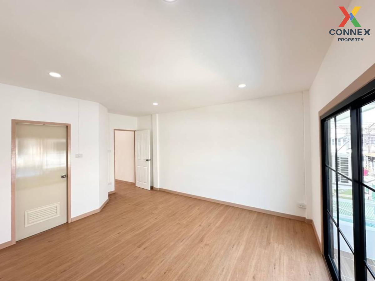 รูป ขายทาวน์เฮ้าส์/ทาวน์โฮม บ้านมนวดี พาร์ค MRT-คลองบางไผ่ บางรักพัฒนา บางบัวทอง นนทบุรี CX-110867 ✅ ทักไลน์ @connexproperty ตอบทันที ทีมงานมืออาชีพ ✅ - รูปที่ 4/12