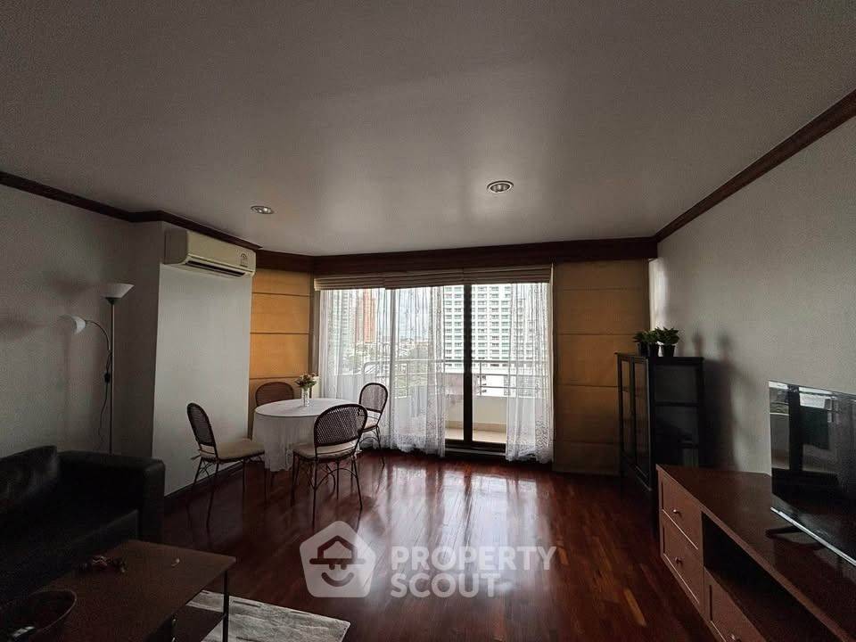 picture 1-BR Condo at Lake Avenue Sukhumvit 16 near BTS Asok (ID 2362315) - 8/11