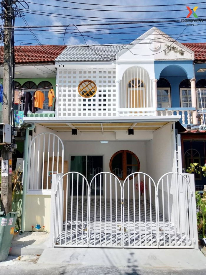 รูป ขายทาวน์เฮ้าส์/ทาวน์โฮม บ้าน บก.ทหารสูงสุด รีโนเวทใหม่ รามอินทรา เขต คันนายาว กรุงเทพ CX-106914 ✅ ทักไลน์ @connexproperty ตอบทันที ทีมงานมืออาชีพ ✅ - รูปที่ 4/12