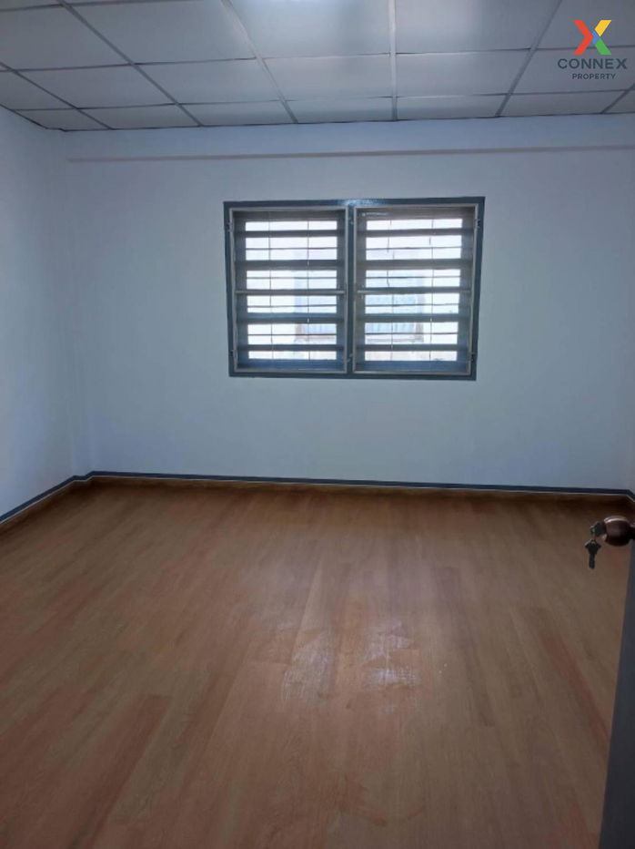 รูป ขายทาวน์เฮ้าส์/ทาวน์โฮม  บ้านชาวฟ้า ลำลูกกา คูคต ลำลูกกา ปทุมธานี CX-109527 ✅ ทักไลน์ @connexproperty ตอบทันที ทีมงานมืออาชีพ ✅  - รูปที่ 1/10