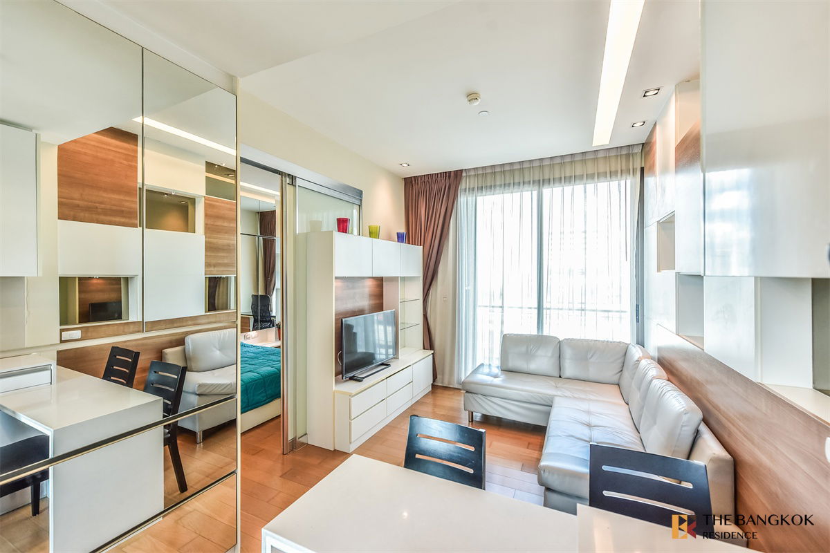 picture Equinox Phahol-Vipha - Best price 17,500 bath / month,1B1B size 41 sqm, available ( Line ID: loft.w or phone: 0842824246)  - 11/15