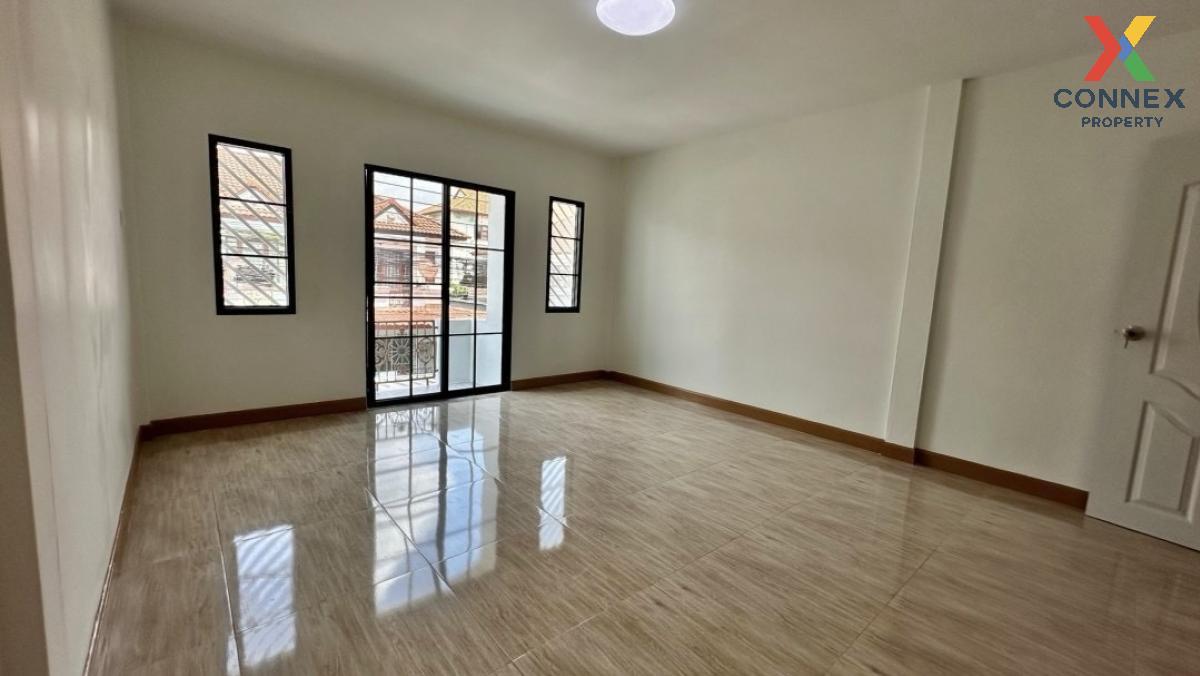 picture For Sale Townhouse/Townhome  , K.C. Ramintra 6 , Sam Wa Tawan Tok , Khlong Sam Wa , Bangkok , CX-108117 ✅ Live chat with us ADD LINE @connexproperty ✅  - 5/12