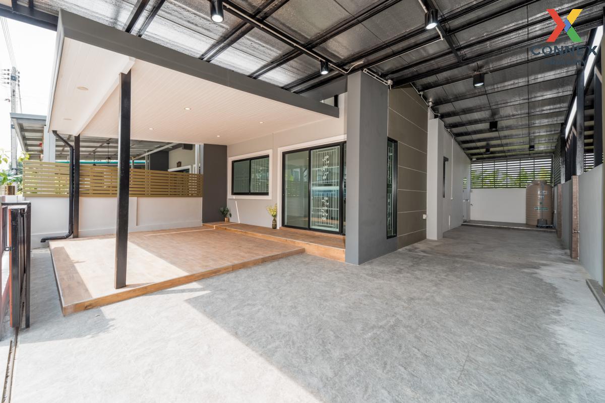 picture For Sale House , Baan Subthanee 5 Rangsit-Klong 9 , Lam Phak Kut , Thanyaburi , Pathum Thani , CX-103849 ✅ Live chat with us ADD LINE @connexproperty ✅  - 12/12