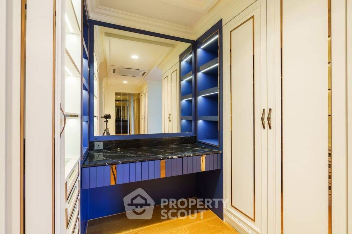 picture 4-BR House at The Urban Reserve Rama 9-Motorway near ARL Hua Mak (ID 2317521) - 18/47