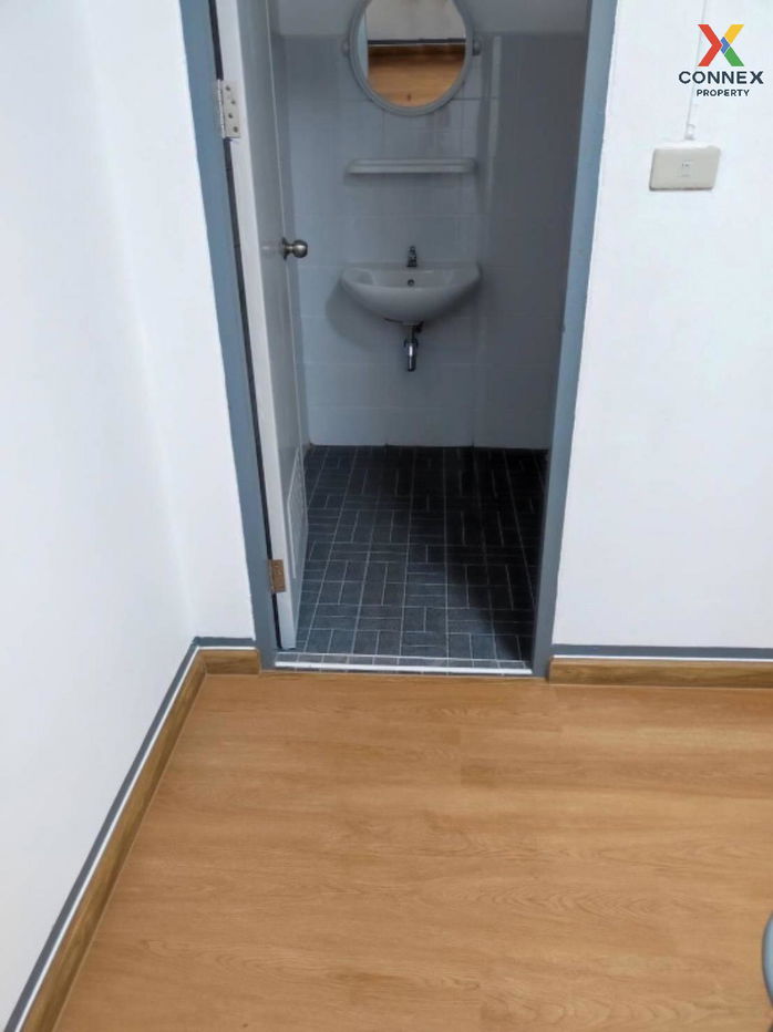 รูป ขายทาวน์เฮ้าส์/ทาวน์โฮม  บ้านชาวฟ้า ลำลูกกา คูคต ลำลูกกา ปทุมธานี CX-109527 ✅ ทักไลน์ @connexproperty ตอบทันที ทีมงานมืออาชีพ ✅  - รูปที่ 5/10