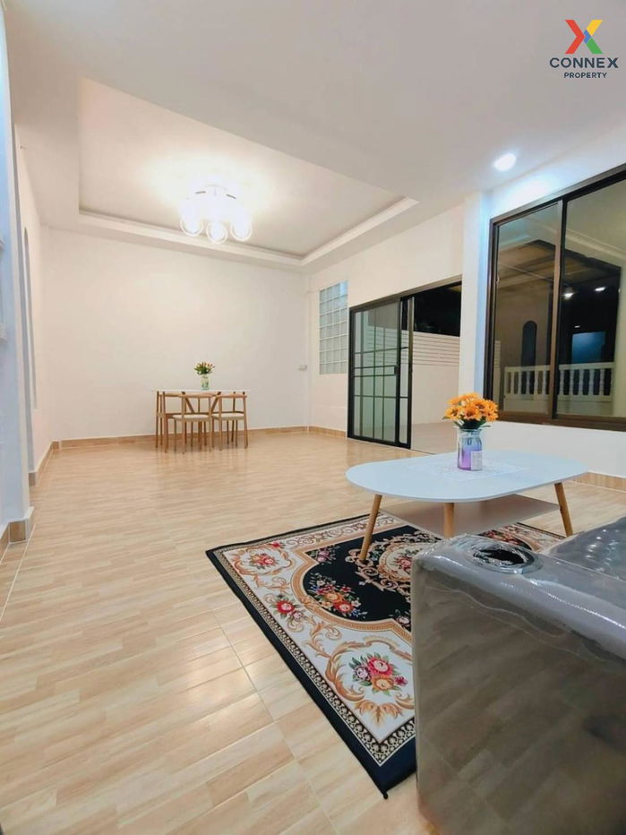 picture For Sale Townhouse/Townhome  , Baan Yu Charoen Prempracha , wide frontage , newly renovated , Lak Hok , Mueang Pathum Thani , Pathum Thani , CX-111491 ✅ Live chat with us ADD LINE @connexproperty ✅  - 7/12