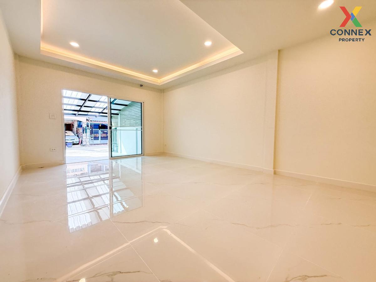 picture For Sale Townhouse/Townhome  , Chr. Rungruang 6 , newly renovated , Bang Rak Phatthana , Bang Bua Thong , Nonthaburi , CX-131880 ✅ Live chat with us ADD LINE @connexproperty ✅  - 5/12