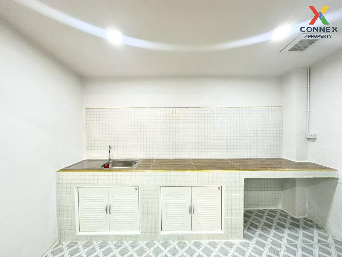 รูป ขายทาวน์เฮ้าส์/ทาวน์โฮม  สิรารมย์ บางบัวทอง รีโนเวทใหม่ พิมลราช บางบัวทอง นนทบุรี CX-122031 ✅ ทักไลน์ @connexproperty ตอบทันที ทีมงานมืออาชีพ ✅  - รูปที่ 10/12