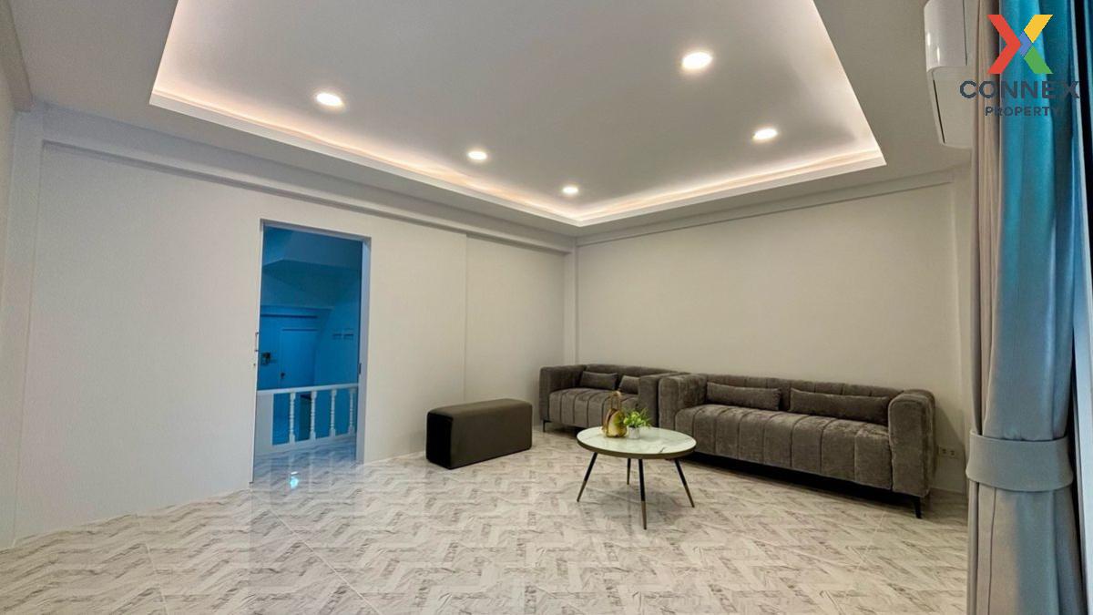 รูป เช่าทาวน์เฮ้าส์/ทาวน์โฮม  ลลิล กรีนวิลล์ - ศรีนครินทร์ MRT-ศรีแบริ่ง (สายสีเหลือง) บางแก้ว บางพลี สมุทรปราการ CX-125967 ✅ ทักไลน์ @connexproperty ตอบทันที ทีมงานมืออาชีพ ✅  - รูปที่ 2/8