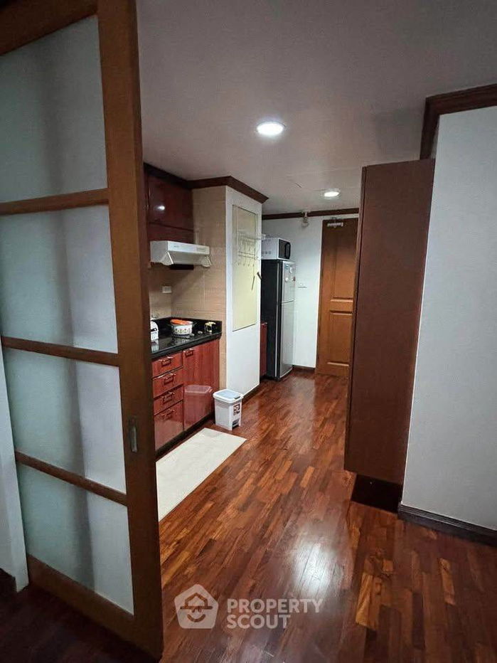 picture 1-BR Condo at Lake Avenue Sukhumvit 16 near BTS Asok (ID 2362315) - 6/11