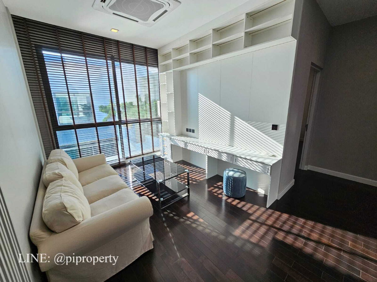 picture Fully furnished. Modern luxury single house for rent in The Gentry Phatthanakan. 4Bedroom + 5Bathroom + 3 Car parking.  - 33/67