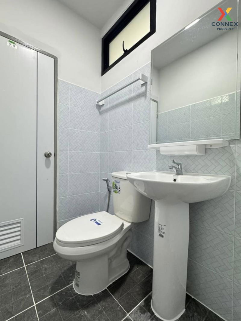 Townhouses for sale : For Sale Townhouse/Townhome  , Baan Pruksa 3 Soi Watlatpladuk , corner unit , newly renovated , Bang Khu Rat , Bang Bua Thong , Nonthaburi , CX-110217 ✅ Live chat with us ADD LINE @connexproperty ✅ 