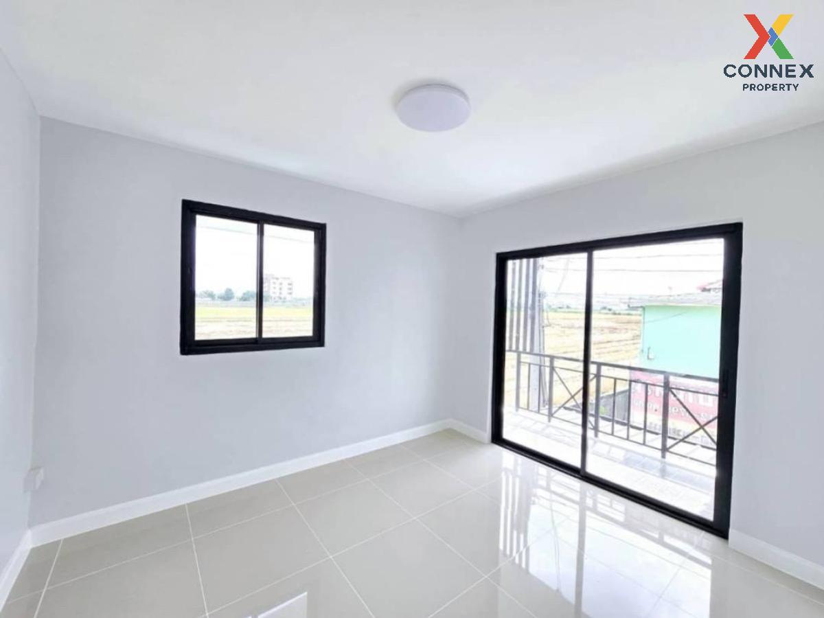 picture For Sale Townhouse/Townhome  , Baan Pruksa 3 Soi Watlatpladuk , corner unit , Bang Khu Rat , Bang Bua Thong , Nonthaburi , CX-107249 ✅ Live chat with us ADD LINE @connexproperty ✅  - 5/12
