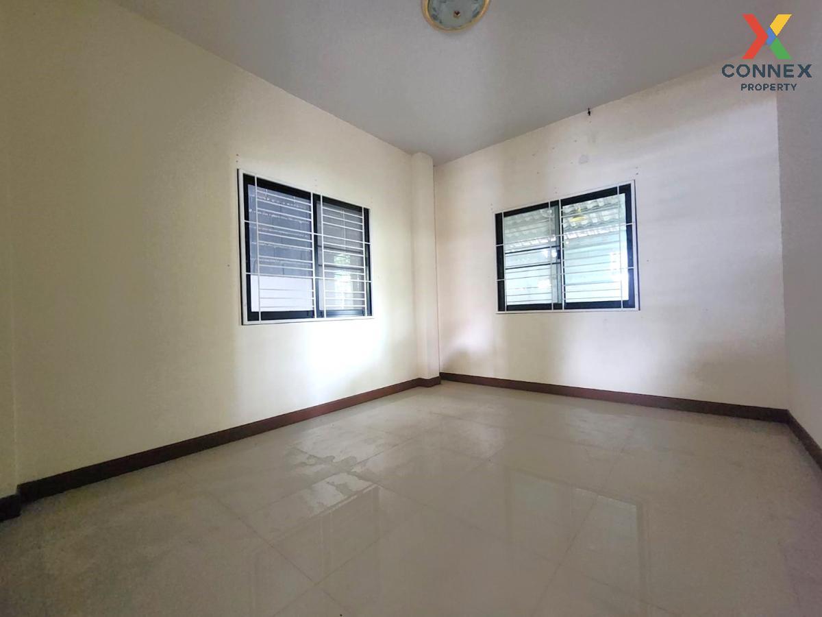 รูป ขายบ้าน รินรดา หนองกะขะ พานทอง ชลบุรี CX-103870 ✅ ทักไลน์ @connexproperty ตอบทันที ทีมงานมืออาชีพ ✅ - รูปที่ 3/12