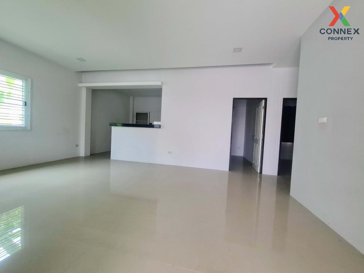 รูป ขายบ้าน  บ้านศักดิ์ทิพย์ วิสต้า 11 หน้ากว้าง เนินพระ เมืองระยอง ระยอง CX-101745 ✅ ทักไลน์ @connexproperty ตอบทันที ทีมงานมืออาชีพ ✅  - รูปที่ 11/12