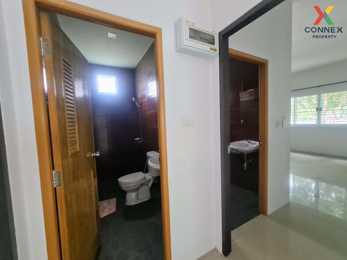 รูป ขายบ้าน  บ้านศักดิ์ทิพย์ วิสต้า 11 หน้ากว้าง เนินพระ เมืองระยอง ระยอง CX-101745 ✅ ทักไลน์ @connexproperty ตอบทันที ทีมงานมืออาชีพ ✅  - รูปที่ 5/12