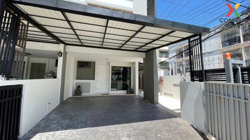 For Rent Townhouse/Townhome  , The Private Sukhumvit - Bangchak , Bang Chak , Phra Khanong , Bangkok , CX-126348 ✅ Live chat with us ADD LINE @connexproperty ✅