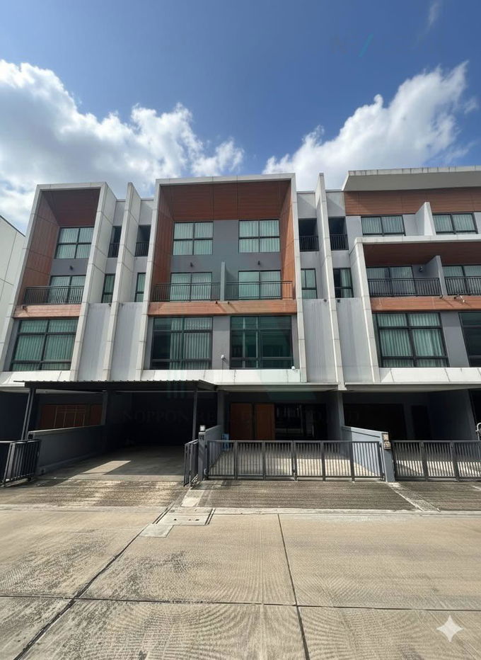 picture 📌 For Sell Town house ARDEN PHATTHANAKAN 3-story 3 bedroom 4 bathroom - 1/8