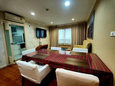 Condos for rent BTS Thong Lo (Thong Lor) : For rent Lumpini Suite Sukhumvit 41 size 71 sq m. 2 floor